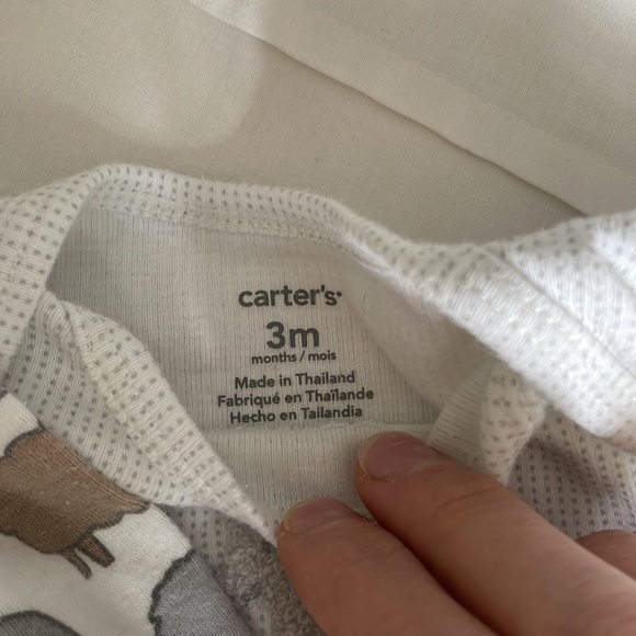 Burt’s Bee’s and Carters baby sleeper gowns - Picture 3 of 5